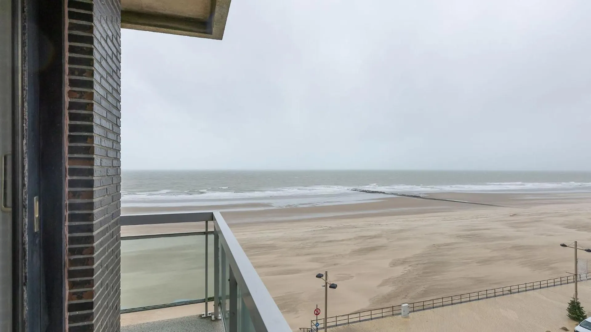 Corner Apartment On 5Th Floor Middelkerke Belgium